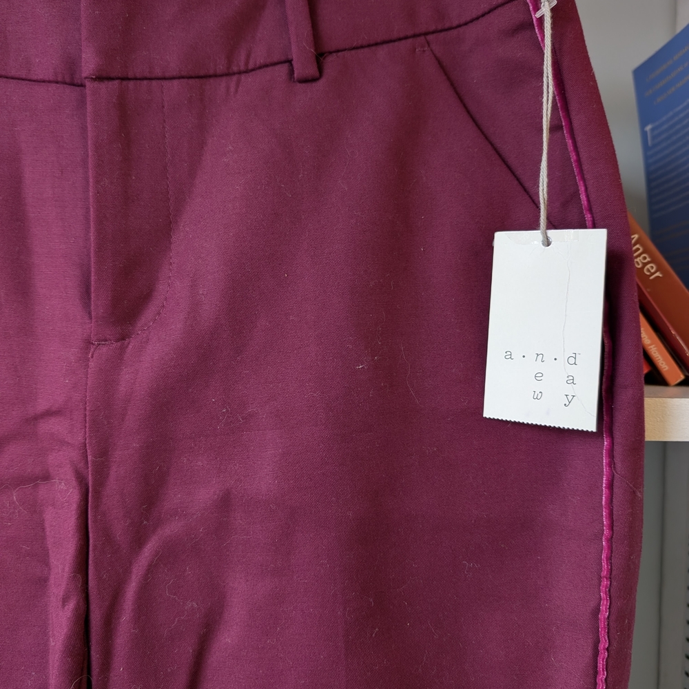 NWT Women's Pants Strechy Cropped Cigarette Pant Burgundy Size 2 / Small Office - Picture 2 of 6